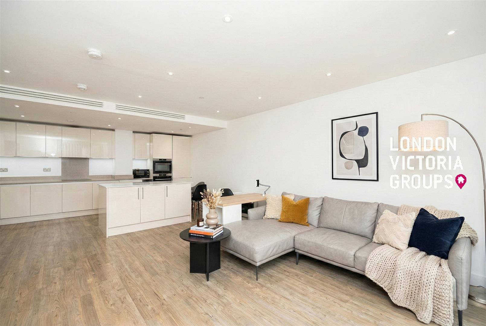 2 bed property in Gladwin Tower, 50 Wandsworth Road, London